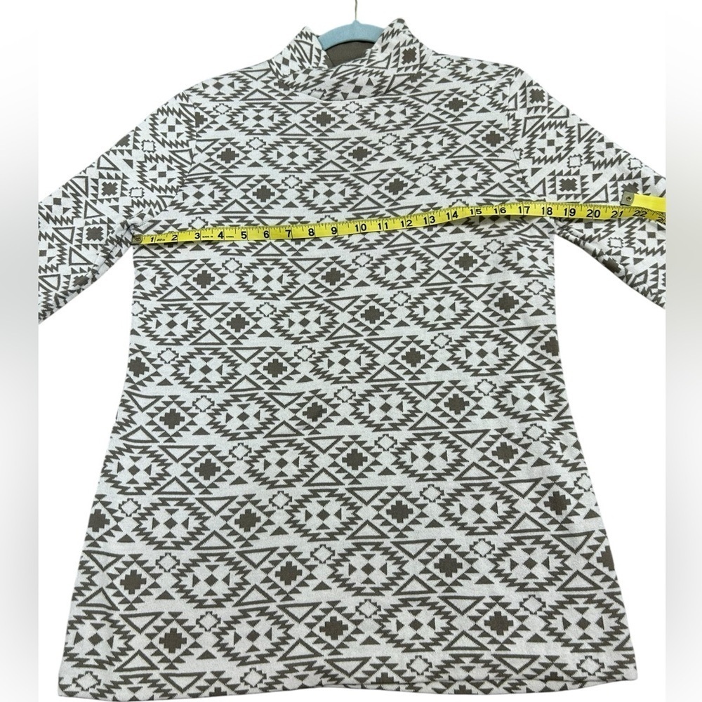 Duluth Trading Co Women’s Coolmax Mock Neck Cream Olive Aztec Pullover medium - Picture 12 of 14